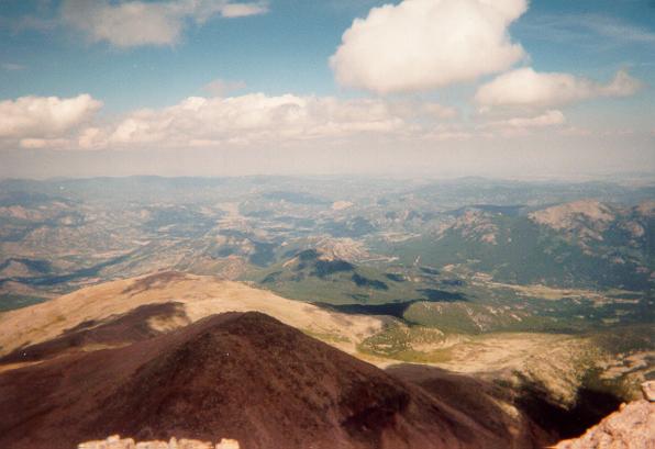 46-summitViews.jpg (596x409; 31789 bytes)